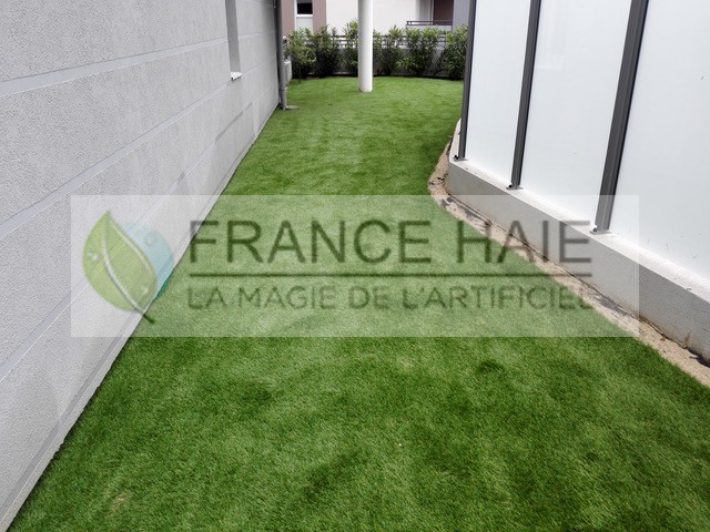 Gazon artificiel S&W-Shape Brins de 48mm